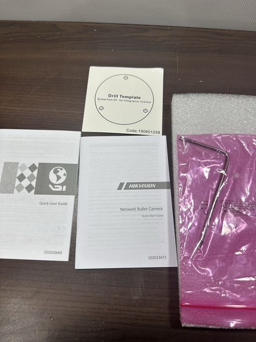 Видеокамера  HIKVISION  DS-2CD2043G0-I