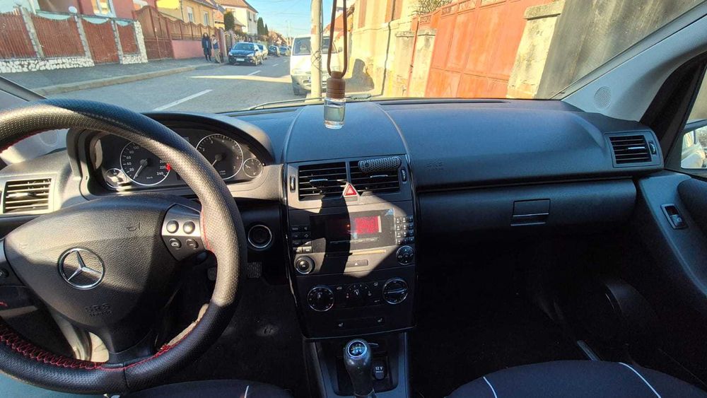 Vând, autoturism Mercedes A ciase 1,5 cc, an fab 2006, comb benzina full optcion stare foarte buna,