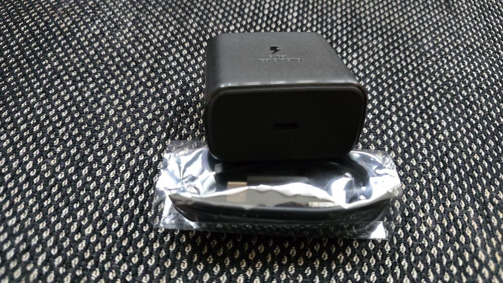 Samsung 45w Super Fast 2.0 зарядно + кабел
