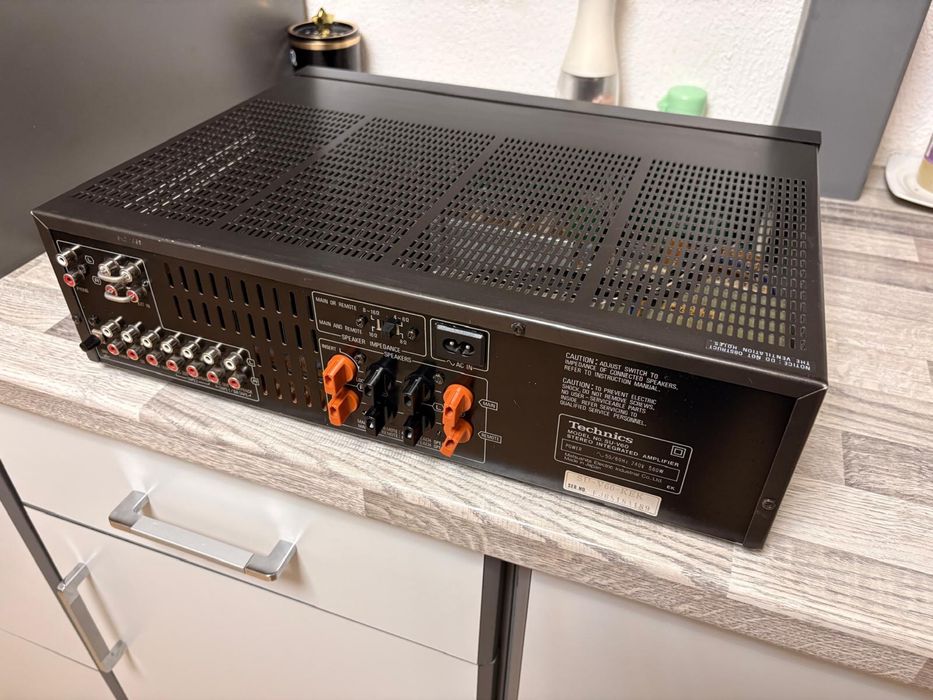 Amplificator Technics SU-V60