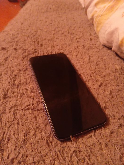 Самсунг Галакси j6+