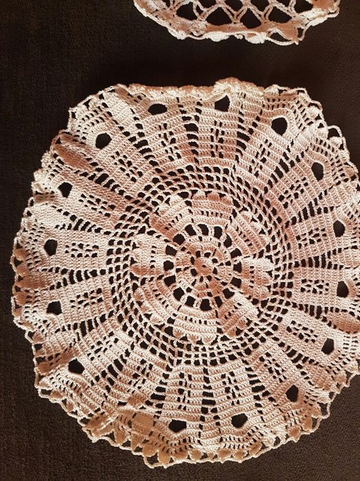 Покривки на една кука. Красоти за ценители