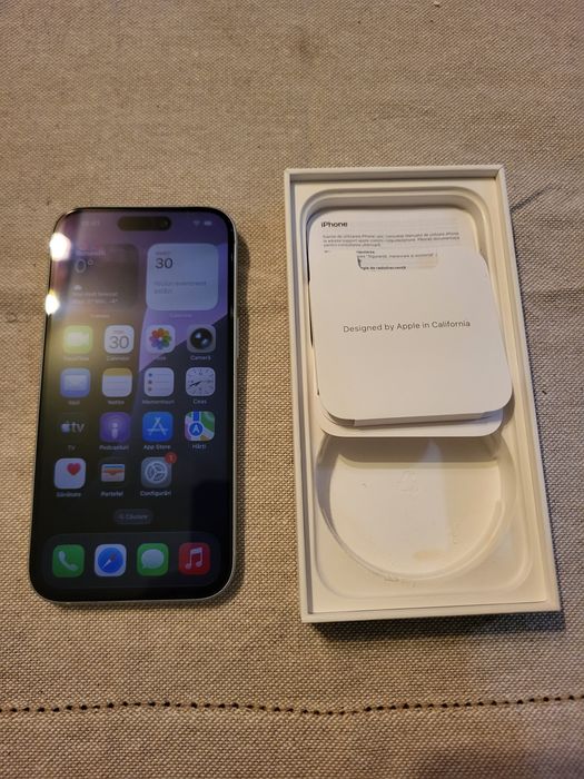 Vand Iphone 15, 128gb ,86% baterie