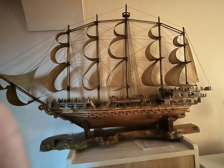 Продам корабль ручной работы