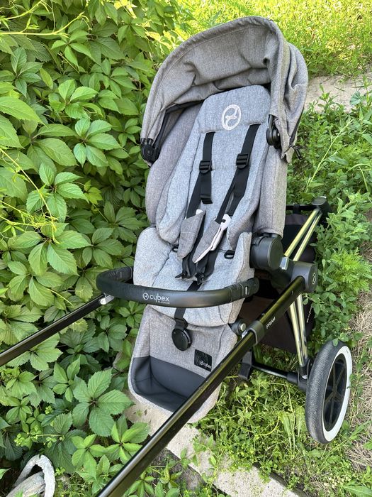 Cybex priam lux коляска