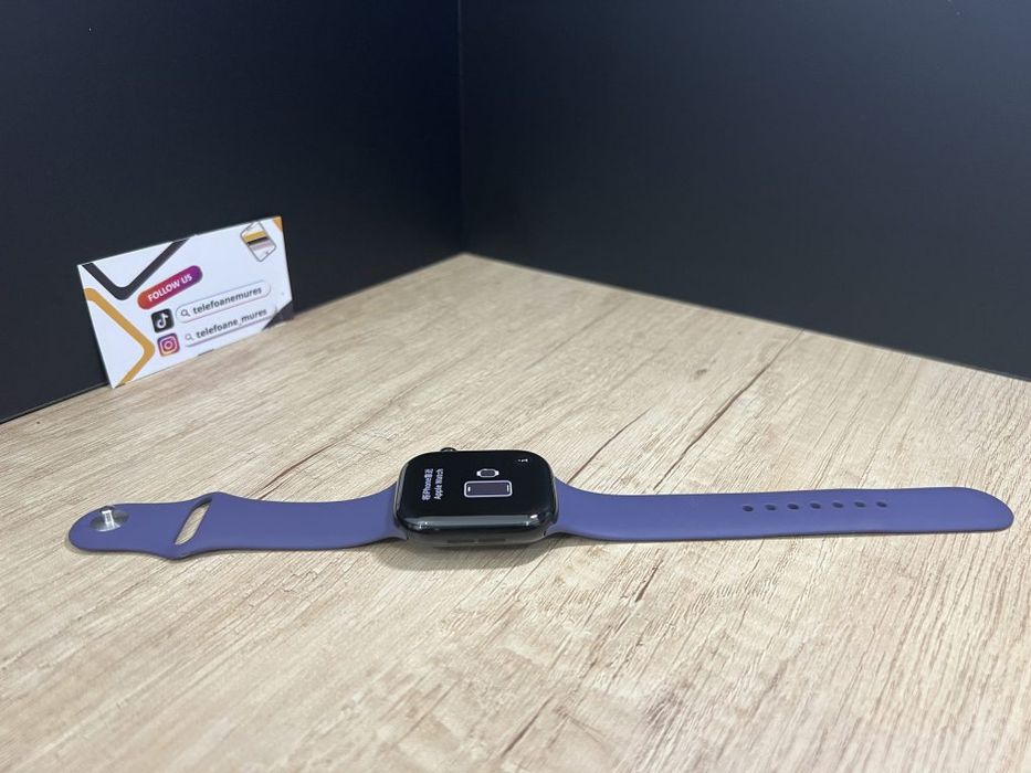 Apple Watch Seria 11 46mm Jet Black Aluminium Purple Band Second-Hand