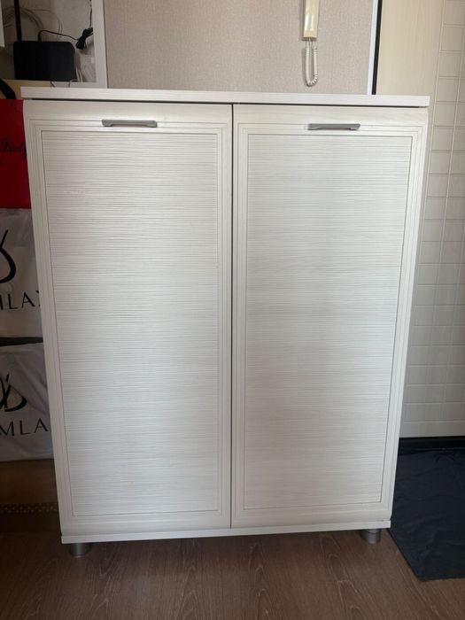 Обувница б/у продается