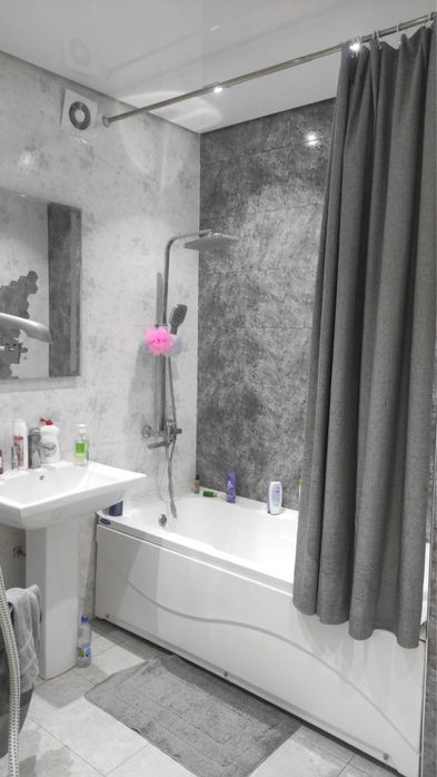 Квартира 3-х комнатная 6 микрорайон