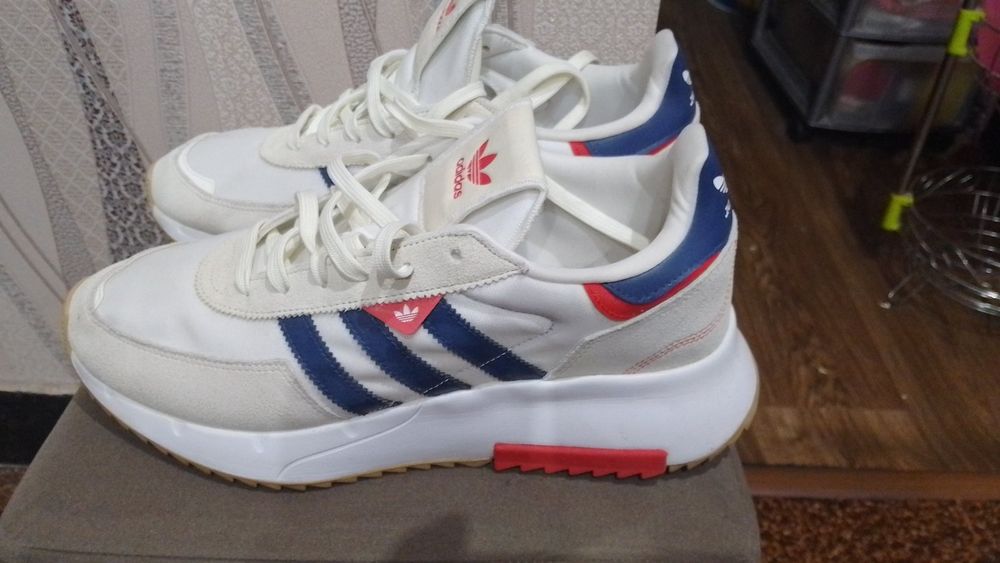 Два чифта маратонки Adidas