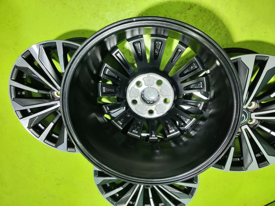 17 5x114.3 Toyota лети джанти 5х114.3 тойота