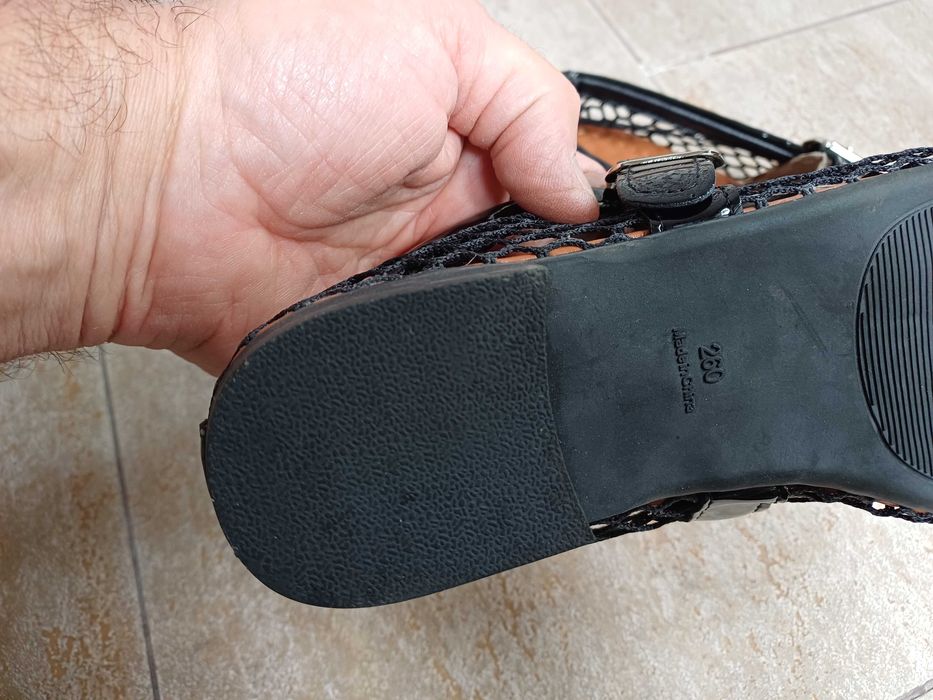 Дамски мрежести сандали