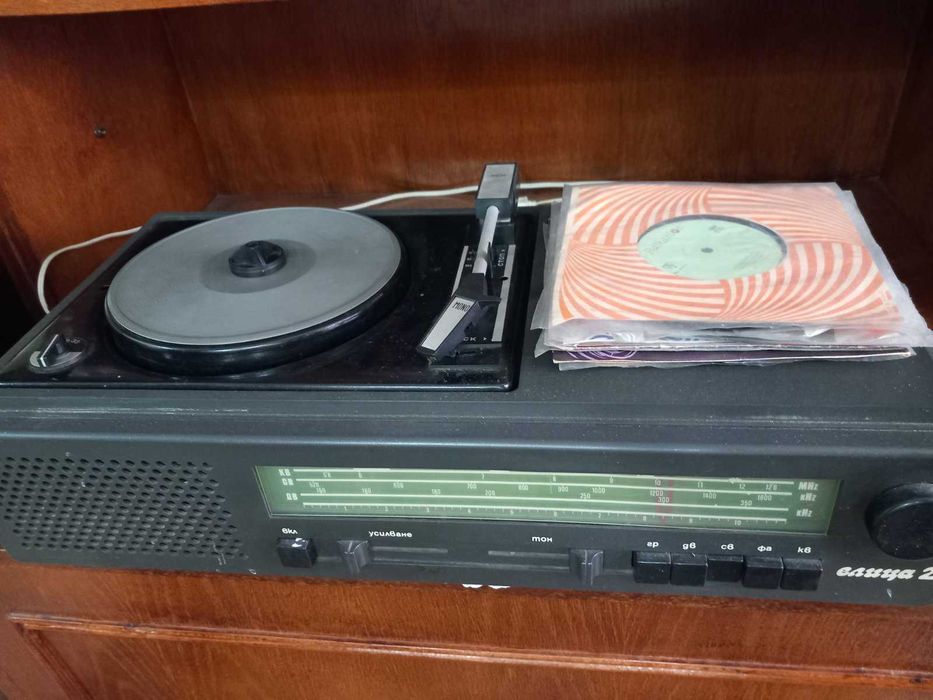 Грамофон "Елица 2"