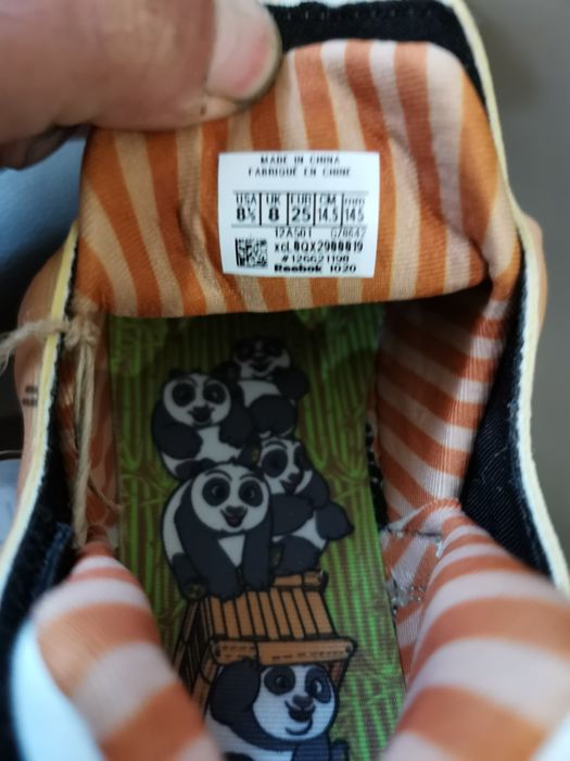 Детски Reebook свирещи  25 н.