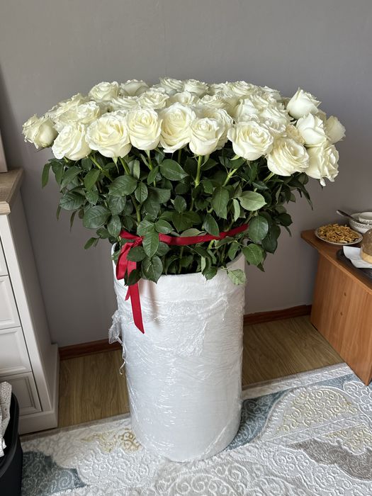 Цветы отдам за 35к 101 белая роза