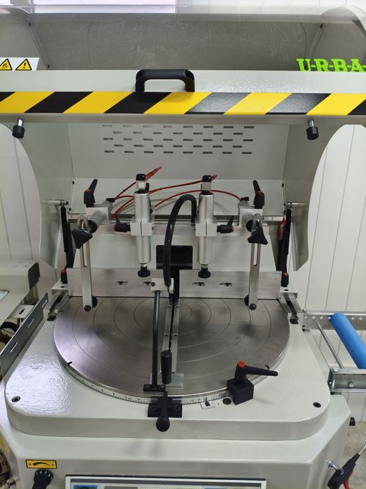 Линия за рязане на профили URBAN - Германия