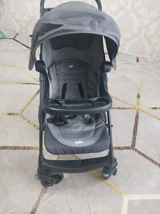 Продаю детскую коляску