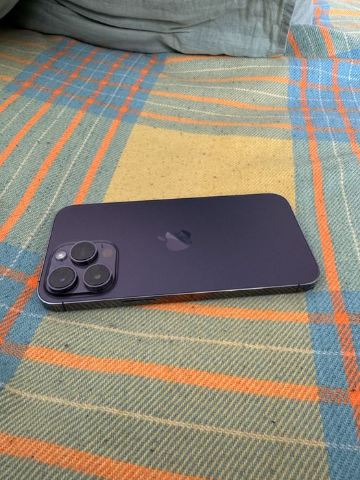 Продам 14 про макс, 256гб