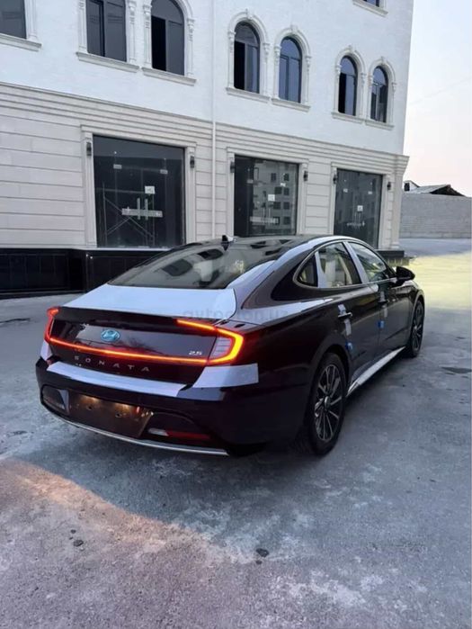 Hyundai Sonata fulll