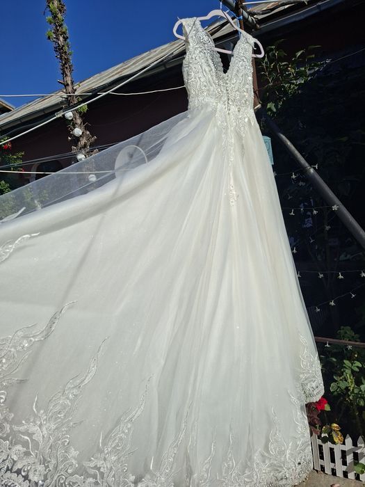 Rochie de mireasa SH urgent