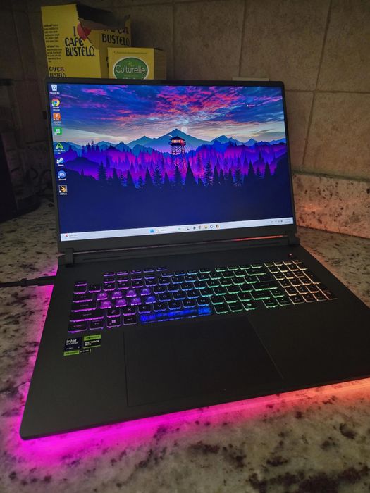 Asus rog strix g18