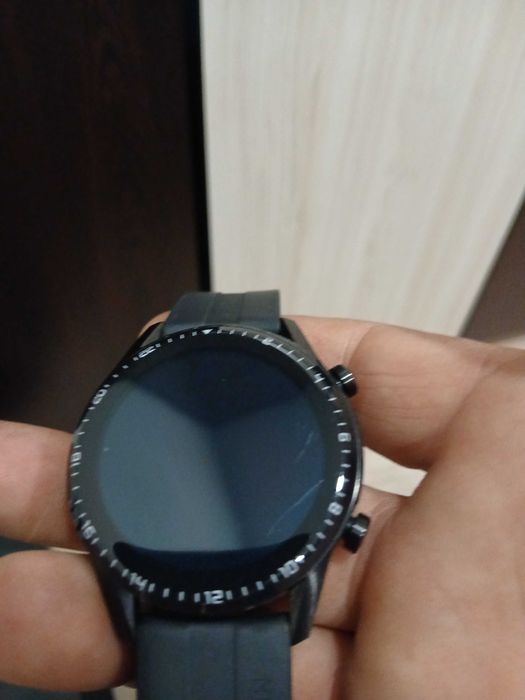 2 бр. Huawei watch GT 2 и Realmi watch s2 цената е за двата часовника