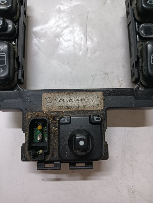 Butoane Geamuri Electrice Mercedes-Benz E-Class Ii W210 1995 - 2003 21