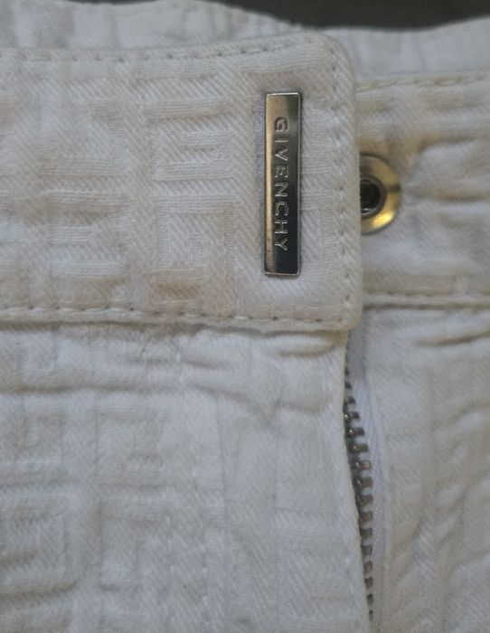 Оригинални нови дънкови панталони Givenchy и Dsquared xs , S размер
