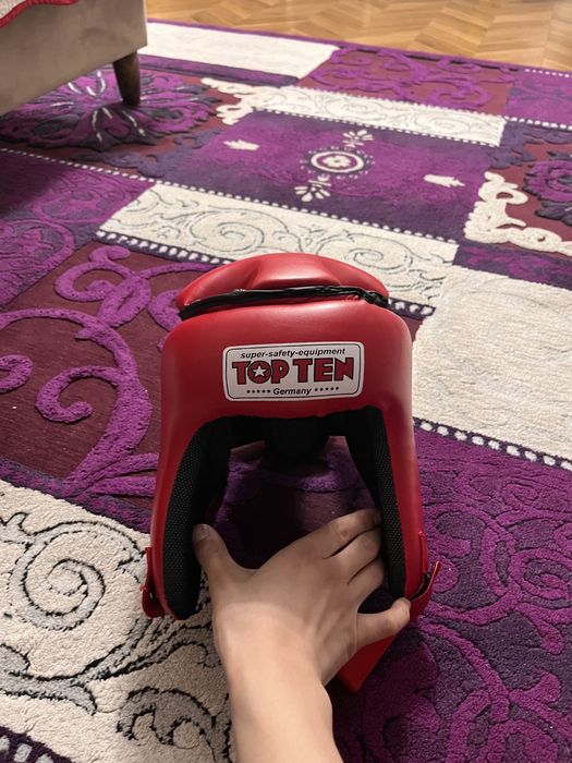 Продам шлем для кик боксинга