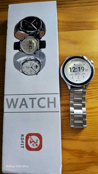Смарт часовник - нов