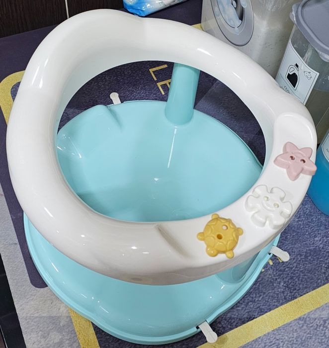 Сидение для купания малышей