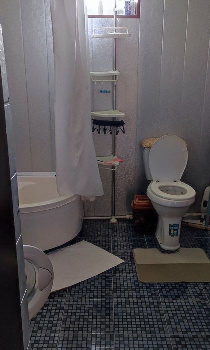 Продадим  или обменяем дачу 6 соток на квартиру в Ташкенте .