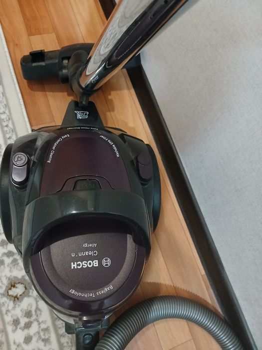 Продам пылесос  Bosch