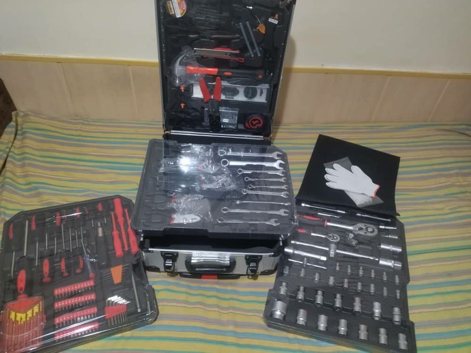 Продаю набор инструментов