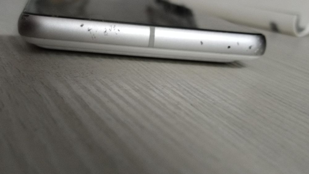 Pixel 7 с коробкой