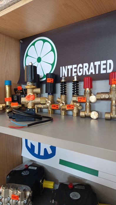 Уплътнители за водоструйки INTERPUMP, AR,Howk