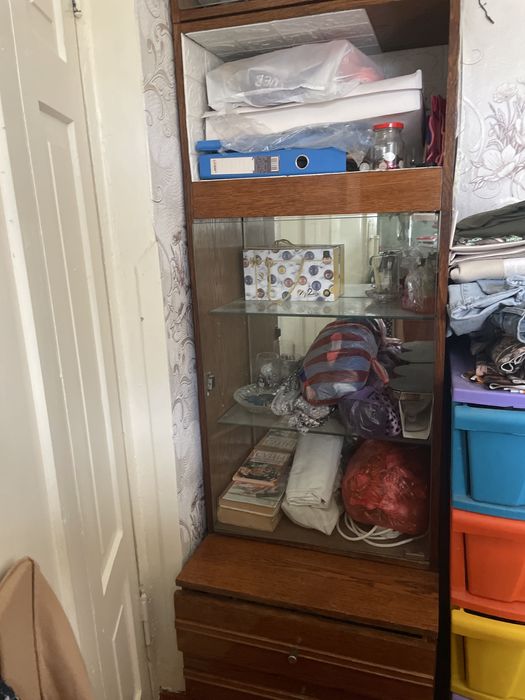 Шифонер, тумбочки под тв, стенка