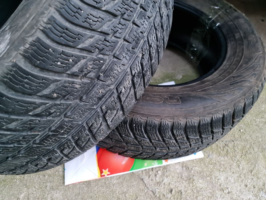2 бр ЗИМНИ ГУМИ 265 60 18 Nokian