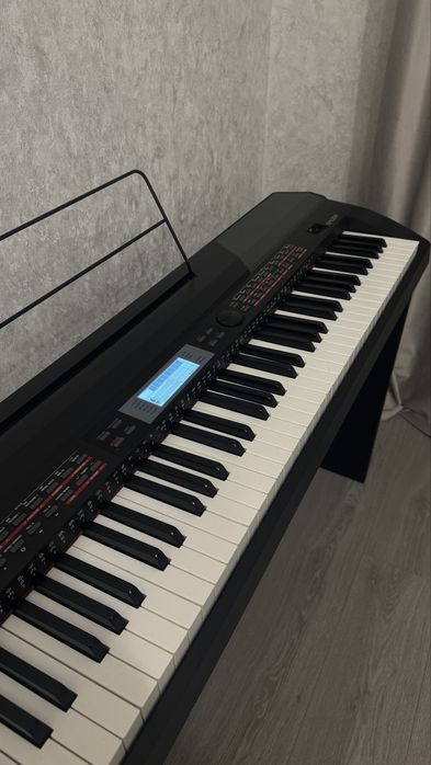 Продам цифровое пианино