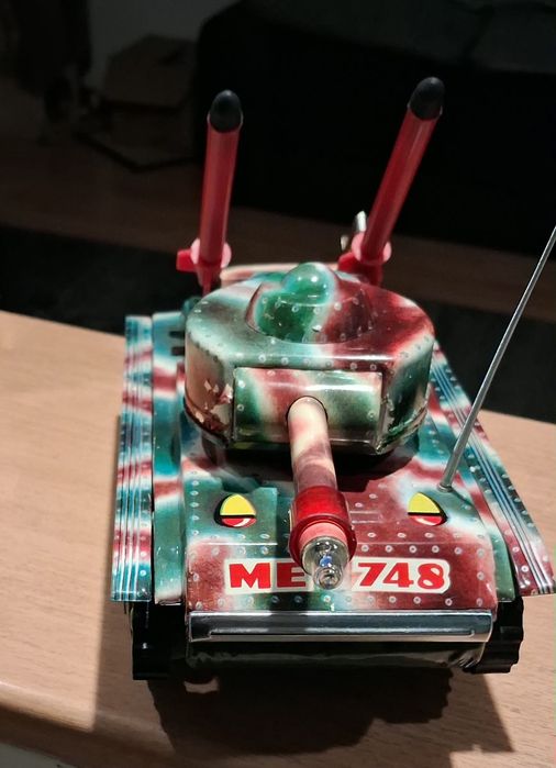 Jucarie veche colecție tabla