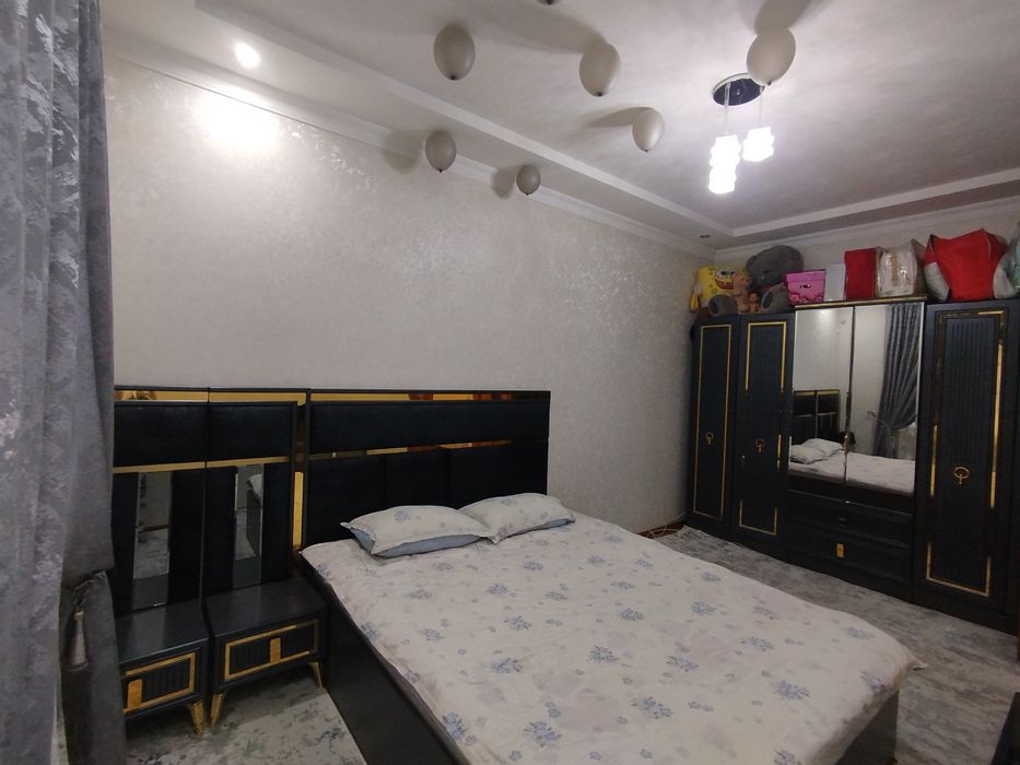 Тошкент тумани, Парвозда шинам 5.5 сотихли ҳовли сотилади!