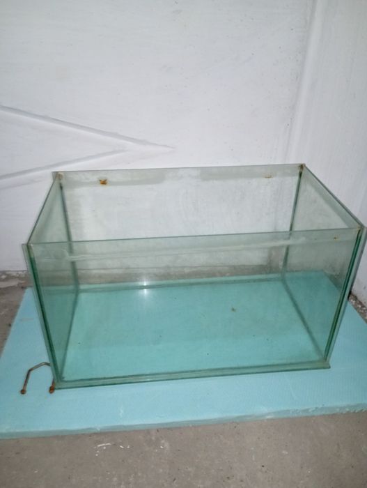 Acvariu fara capac de 60 litri