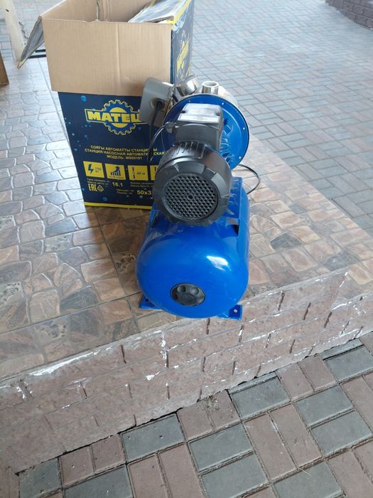 Насос водяной...