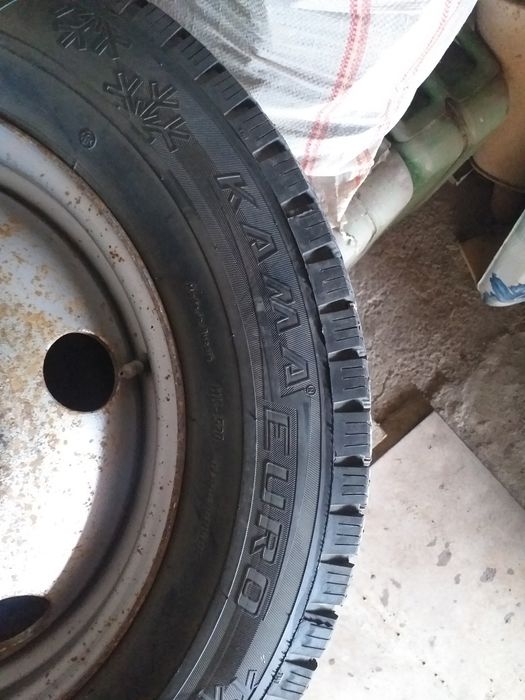 Продам Резину на Газель