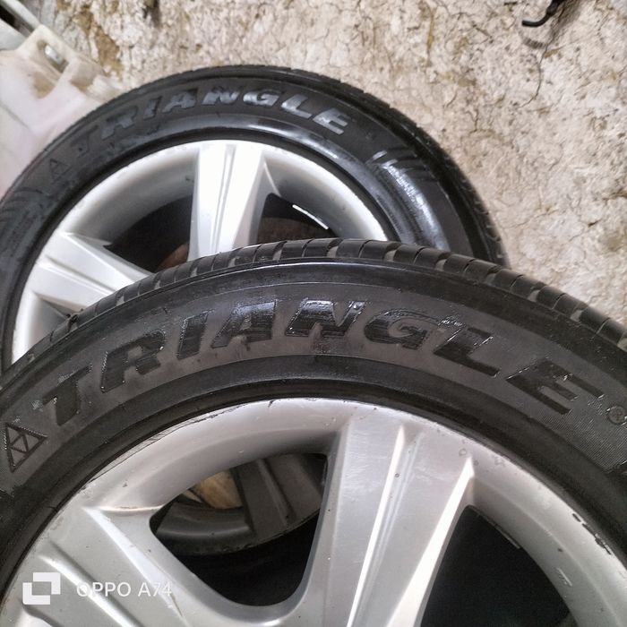 Диски с шинами стояли на Камри 35