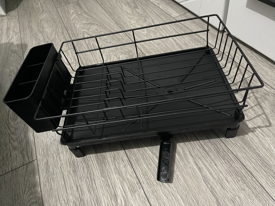 Storcator vase cu scurgere