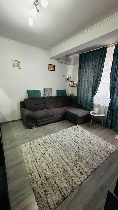 Proprietar vând garsonieră