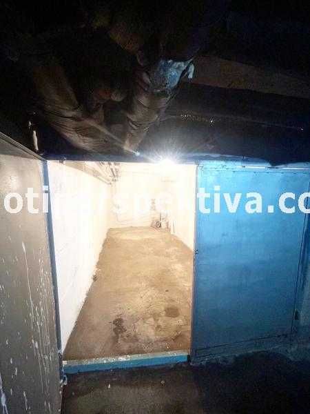 Продава се Гараж / Паркомясто в Пловдив, Кършияка - 21 кв.м за 1239 €/кв.м - Снимка #2