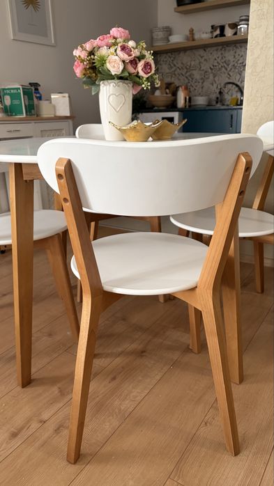 Кухненска маса JEGIND Ø105 бяло и  4 стола Кухненски стол JEGIND бял