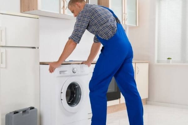 Установка и профилактика вытешки и бытовой техники!!!