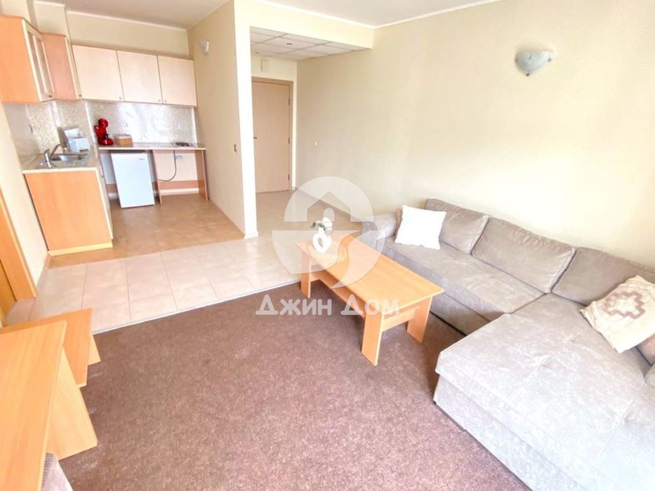 Продава се Двустаен апартамент в к.к. Слънчев бряг - 80 кв.м за 813 €/кв.м - Снимка #1